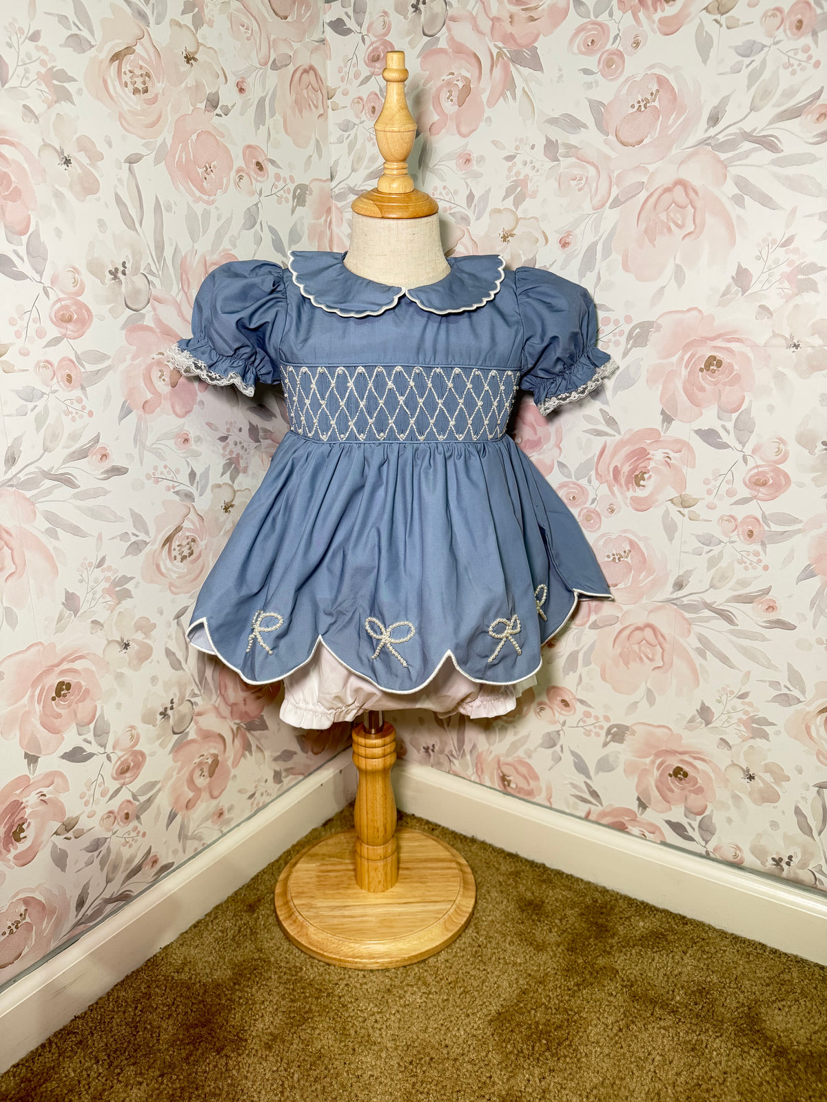 RTS Dusty Blue Pearl Bows
